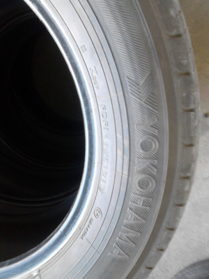 215/60R16 YOKOHAMA Advance dacibel  ปี2012