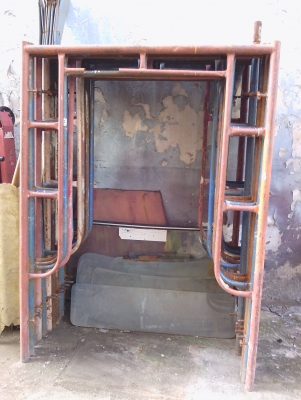 ขานั่งร้าน (เฉพาะขา)13 ชิ้นขายรวมทั้งหมด 5,200 บาท