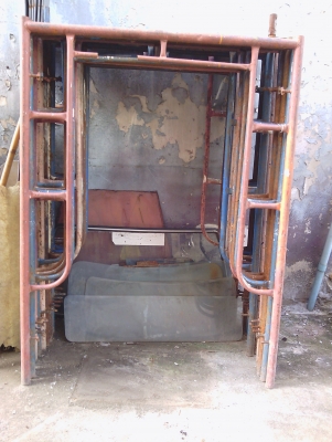 ขานั่งร้าน (เฉพาะขา)13 ชิ้นขายรวมทั้งหมด 5,200 บาท