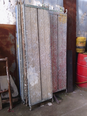 พื้นนั้งร้าน  (เฉพาะพื้น) 8 ชิ้น ขายรวมทั้งหมด 6,400 บาท