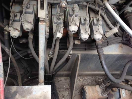 ขายรถปูยาง 3เมตร ล้อยาง HANTA เก่าญี่ปุ่นแท้ ระบบทุกอย่างใช้งานได้ พร้อมลุยงานทันที ขายถูก 086-303-9797 กู๋อ๋า ขายรถปูยาง 3เมตร ล้อยาง HANTA เก่าญี่ปุ่นแท้ ระบบทุกอย่างใช้งานได้ พร้อมลุยงานทันที ขายถูก 086-303-9797 กู๋อ๋า