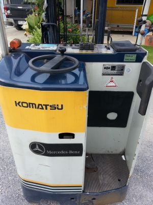 โฟคลิฟท์ไฟฟ้า 1.3ตัน Komatsu เก่าญี่ปุ่น ราคาถูก 090-986-2521 โฟคลิฟท์ไฟฟ้า 1.3ตัน Komatsu เก่าญี่ปุ่น ราคาถูก 090-986-2521