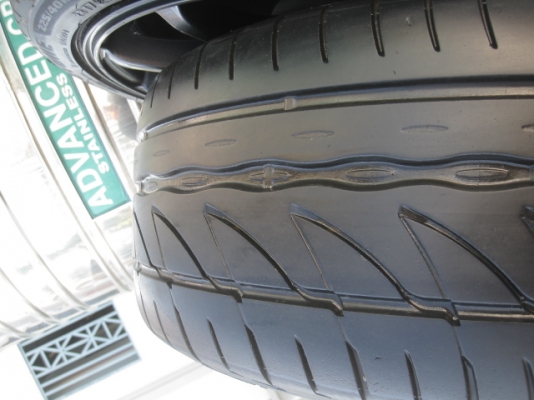 ขายล้อแม็กมือ2 Advan racing rs 18" พร้อมยางปี12 สนใจติดต่อเล็กคลองสามครับ 081-3747940