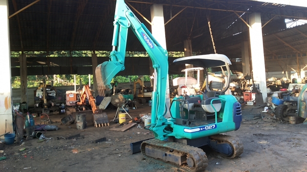 ขายรถขุด-ดัน แบ็คโฮ. KUBOTA K-027 รถเก่านอก สภาพพร้อมใช้ มีเอกสารแจ้งจำหน่าย ขายรถขุด-ดัน แบ็คโฮ. KUBOTA K-027 รถเก่านอก สภาพพร้อมใช้ มีเอกสารแจ้งจำหน่าย
