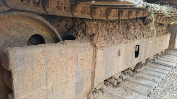 Komatsu pc 120 รุ่น 6 (ไม่มีเอกสาร) ไฟฟ้าครบ