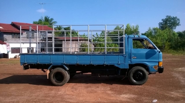 ขาย 6 ล้อ KS 110 คัสซีสวยตลอดเส้น เครื่อง 4BD1 110 แรงม้าฝาขาว เกียร์ดี เบรคดี ทะเบียนพร้อมโอน ราคาต่อรองได้ครับ