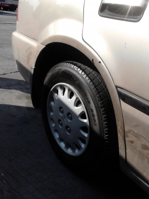 175/70R13  กะทะล้อพร้อมยาง  4 เส้น THUNDER  TEL.081-427-3941