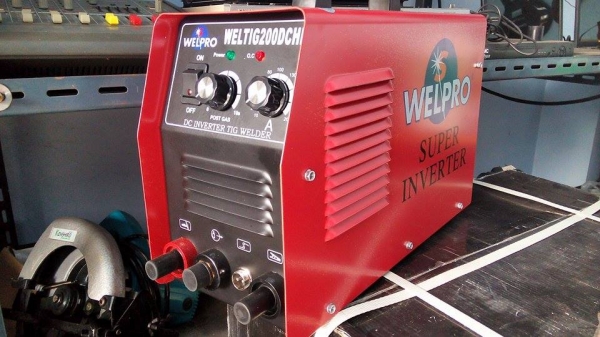 ขายตู้เชื่อมอาร์กอน WELPRO สภาพ 100\% ราคาถูกๆครับ