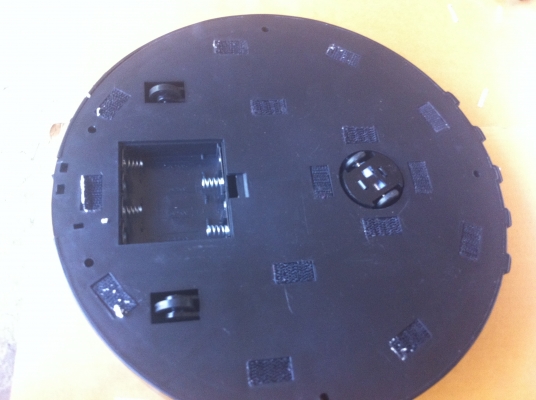 หุ่นยนต์เช็ดความความสะอาดพื้นของใหม่ พร้อมผ้าเช็ดทำความสะอาดให้มาด้วยเยอะมาก