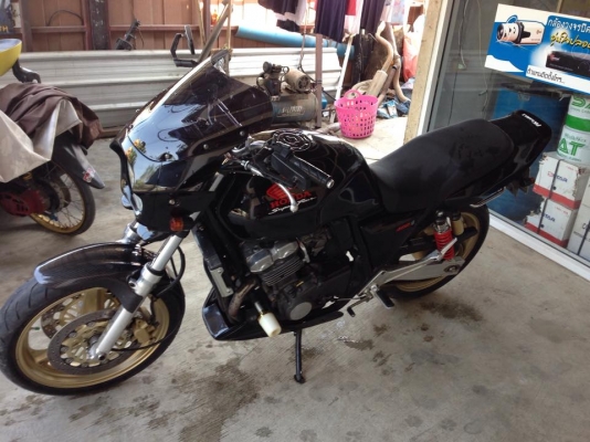 ขายด่วนsuper4 400ccปี95 หรือแลกsr400สนใจทักด่วนคับ