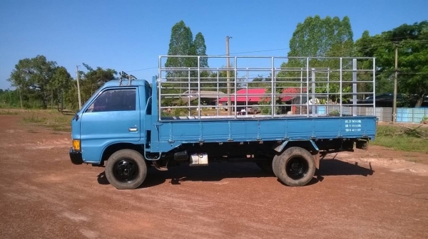 ขาย 6 ล้อ ISUZU KS 110 คัสซีสวยตลอดเส้น เครื่อง 4BD1 110 แรงม้า เกียร์ดี เบรคดี ทะเบียนพร้อมโอน ราคาต่อรองได้ครับ