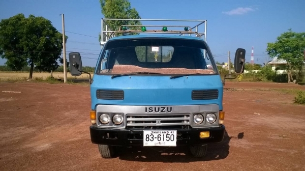 ขาย 6 ล้อ ISUZU KS 110 คัสซีสวยตลอดเส้น เครื่อง 4BD1 110 แรงม้า เกียร์ดี เบรคดี ทะเบียนพร้อมโอน ราคาต่อรองได้ครับ