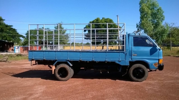 ขาย 6 ล้อ ISUZU KS 110 คัสซีสวยตลอดเส้น เครื่อง 4BD1 110 แรงม้า เกียร์ดี เบรคดี ทะเบียนพร้อมโอน ราคาต่อรองได้ครับ