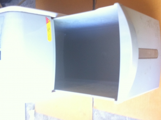 เครื่องทำลายเอกสาร IRIS OHYAMA จากญี่ปุ่นสภาพสวยมาก (ใส่หม้อแปลงให้แล้วใช้ไฟบ้าน220V.เราได้เลย)