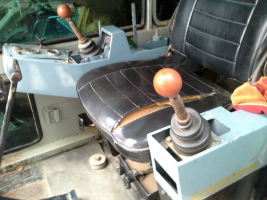 pc200-3 คอรโทรลสั้น sr3xxxx pc200-3 คอรโทรลสั้น sr3xxxx