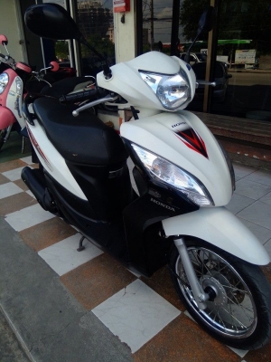 ราคาถูก New Honda Spacy i ปี 2556 รถสวยวิ๊งนางฟ้าสุดๆ ลายใหม่ทูโทน รุ่นใหม่ล่าสุด ราคาถูก New Honda Spacy i ปี 2556 รถสวยวิ๊งนางฟ้าสุดๆ ลายใหม่ทูโทน รุ่นใหม่ล่าสุด