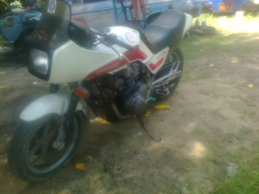 ขาย gsx 750 e ทะเบียนแท้ ชุดโอนครบ