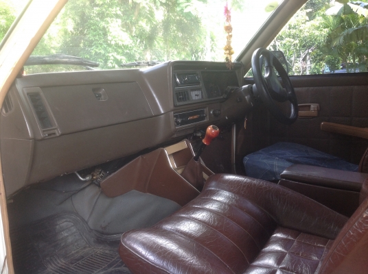 ขาย 4 ประตู KB เครื่อง 4JB1. 2800 cc. โบว์  ยาง 35 ขอบ16 นิ้ว ราคา 145,000฿