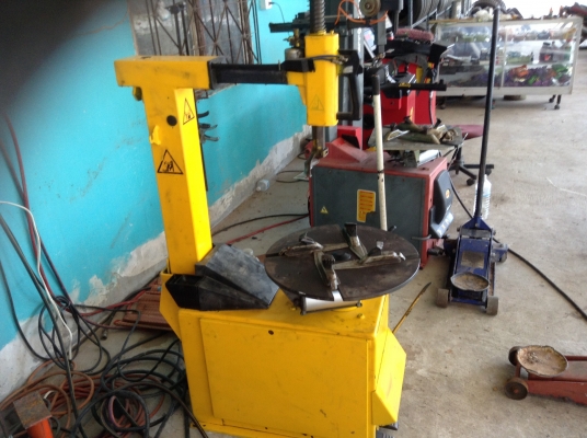 ขายเครื่องถอดยาง เครื่องถ่วงล้อ