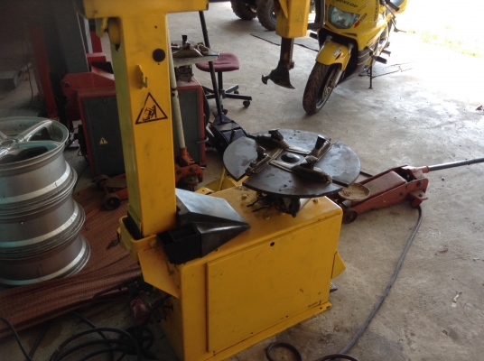 ขายเครื่องถอดยาง เครื่องถ่วงล้อ