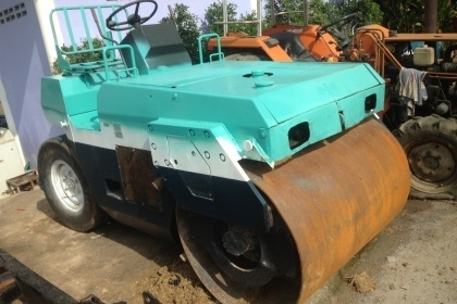 ขายรถบด สภาพสวย พร้อมใช้งาน เครื่องดี มีระบบสั่นนะเทือน 3.5 ตัน ราคาต่อรองได้