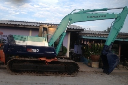 ขายKOMATSU PC120-3 สภาพสวย พร้อมใช้งาน เครื่องดี ช่วงล่างดี เอวไม่หลวม โซ่บรูทดี ลอลเลอร์เต็ม7ลูกไม่มีเเตก มีเเอร์ ราคาต่อรองได้