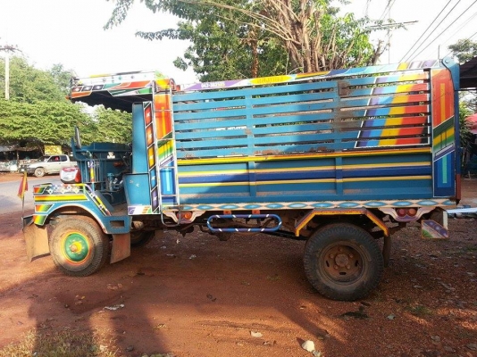 ขายๆ อีแต๋นหกล้อดั้ม เครื่องrt140 มีสโลวพร้อมใช้งานครับ 240,000