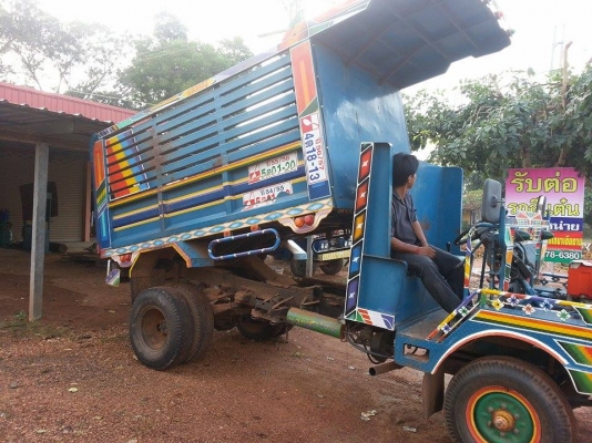 ขายๆ อีแต๋นหกล้อดั้ม เครื่องrt140 มีสโลวพร้อมใช้งานครับ 240,000