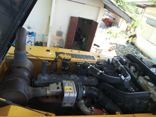 KOMATSU  PC200-8  รถสวยพร้อมใช้งาน