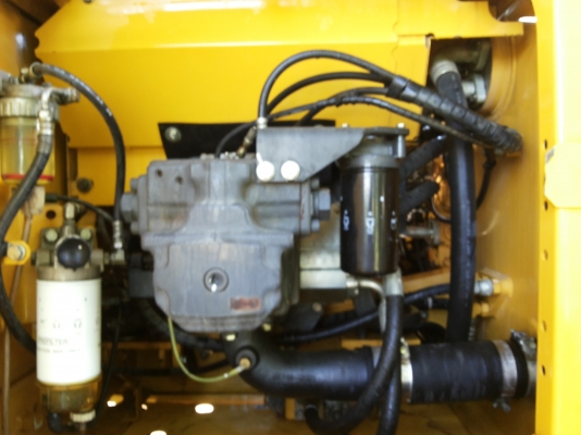 KOMATSU  PC200-8  รถสวยพร้อมใช้งาน