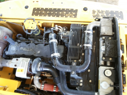 KOMATSU  PC200-8  รถสวยพร้อมใช้งาน