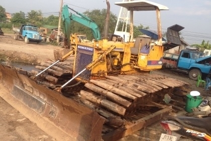 ขายD2-6 PLL สภาพสวย พร้อมใช้งาน เครื่องดีช่วงล่างดี ใบเเทร็กเต็ม ราคาต่อรองได้