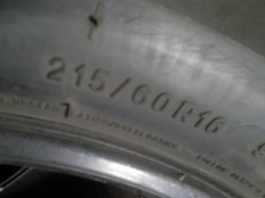 215/60R16 MICHELIN  ปี2013   TEL.081-427-3941