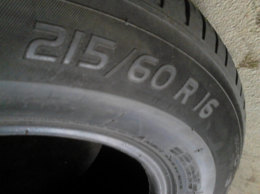 215/60R16 MICHELIN  ปี2013   TEL.081-427-3941