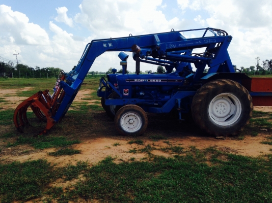 ขายรถไถฟอร์ดพร้อมคีบอ้อย...ด่วนมาก