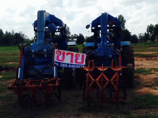 ขายรถไถฟอร์ดพร้อมคีบอ้อย...ด่วนมาก