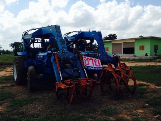 ขายรถไถฟอร์ดพร้อมคีบอ้อย...ด่วนมาก