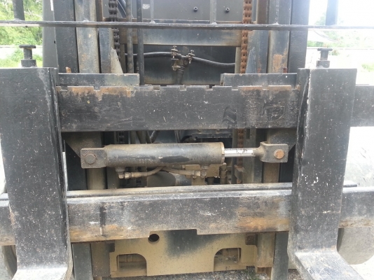 โฟคลิฟท์ SUMITOMO 2.5ตัน เสาสูง 5เมตร งาสไลด์ เครื่องดีเซล ยางตันล้อคู่ นำเข้าจาก ญี่ปุ่นแท้ๆ 1000\% ขายถูก 090-986-2521 โฟคลิฟท์ SUMITOMO 2.5ตัน เสาสูง 5เมตร งาสไลด์ เครื่องดีเซล ยางตันล้อคู่ นำเข้าจาก ญี่ปุ่นแท้ๆ 1000\% ขายถูก 090-986-2521