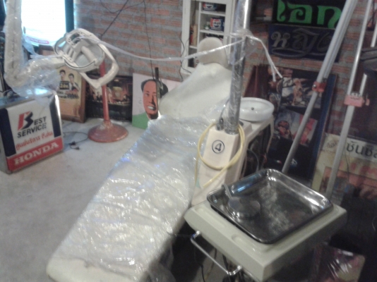 เตียงชุดอุปกรทำฟัน ขาย 10000บาท