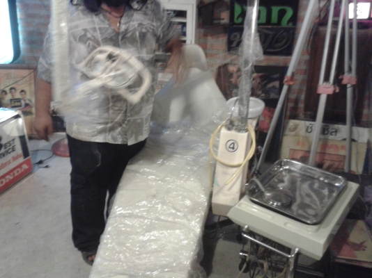 เตียงชุดอุปกรทำฟัน ขาย 10000บาท