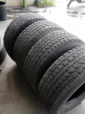 255/70R15 MICHELIN  LTX  A/T   ชุด 4 เส้น โทร.081-427-3941