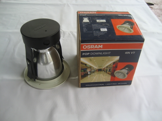 ขายด่วนโคมดาวน์ไลท์ osram