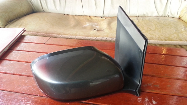 กระจกมองข้างด้านขวา CITY ไฟฟ้า 3 สาย  ไม่มีแผ่นเนื้อกระจก มีฝาครอบหลัง