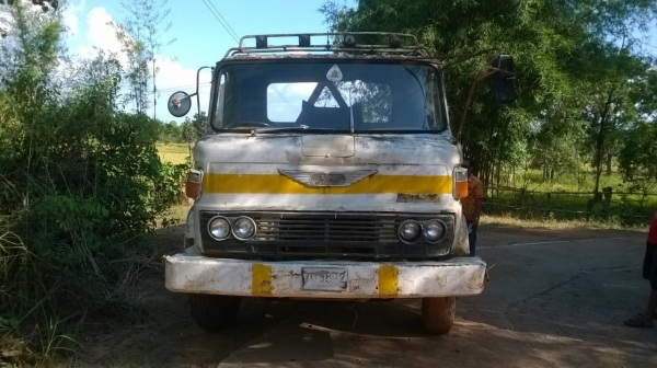 ขายเทนเลอร์บรรทุกแบคโฮ 2 เพลา ช่วงล่างใหญ่เบรคแห้ง เครื่อง PD6 230 แรงม้า คัสซีสวย เบรคทิฟฟี่ พาวเวอร์ ไม่มีทะเบียนนะครับ ราคาต่อรองได้