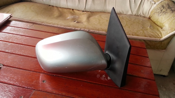 กระจกมองข้างวีออส 08-12 ไฟฟ้า 5 สาย ข้างขวา  มีฝาครอบสี  มีแผ่นเนื้อกระจก