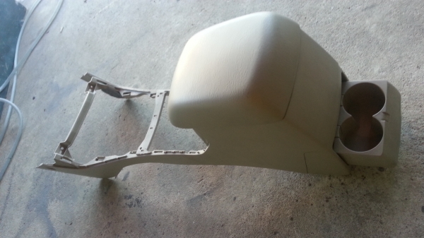 คอนโซนกลางวีโก้ Prerunner มีที่วางแก้ว