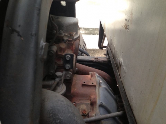 ***ขายแล้วครับขอบคุณ Truck2hand ขาย6ล้อราคาถูกๆ HINO FB113 WO4D-117HP ห้างแท้ เกียร์สั้น เครื่องเดิมเกียร์เดิม แห้งดี แรงดี แน่ง ช่วงล่างใหญ่ 6น็อตหน้า หลังF คัสซีสวย ไม่มีปะไม่มีดาม พร้อมตู้ PEPSI ขนาด 5.0ม. หัวเก๋งดี ภายในคอนโซลครบ พื้นมีผุหน่อย พ.ธรรมด