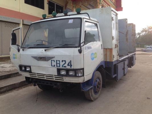 ***ขายแล้วครับขอบคุณ Truck2hand ขาย6ล้อราคาถูกๆ HINO FB113 WO4D-117HP ห้างแท้ เกียร์สั้น เครื่องเดิมเกียร์เดิม แห้งดี แรงดี แน่ง ช่วงล่างใหญ่ 6น็อตหน้า หลังF คัสซีสวย ไม่มีปะไม่มีดาม พร้อมตู้ PEPSI ขนาด 5.0ม. หัวเก๋งดี ภายในคอนโซลครบ พื้นมีผุหน่อย พ.ธรรมด