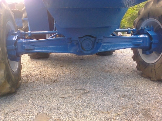 ขายรถคืบฟอรด์  6610   สองเภา   คาลาโร่  คืบต่อไหม่    สวยพร้อมใช้