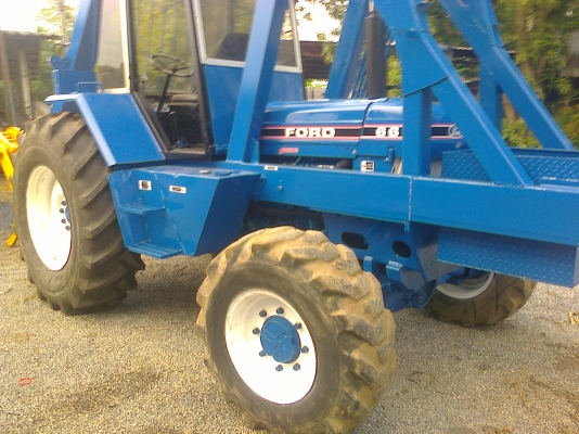 ขายรถคืบฟอรด์  6610   สองเภา   คาลาโร่  คืบต่อไหม่    สวยพร้อมใช้